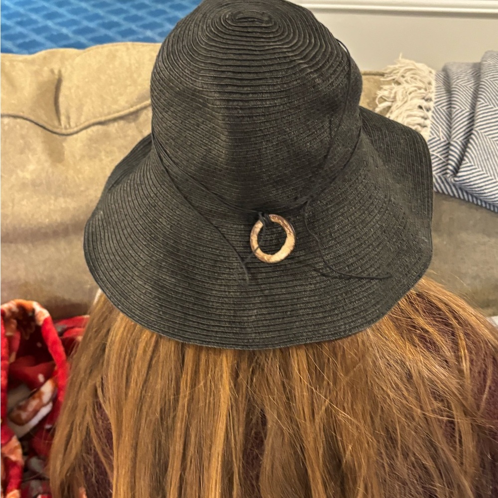 Chic Black Women's Hat with Ring Detail